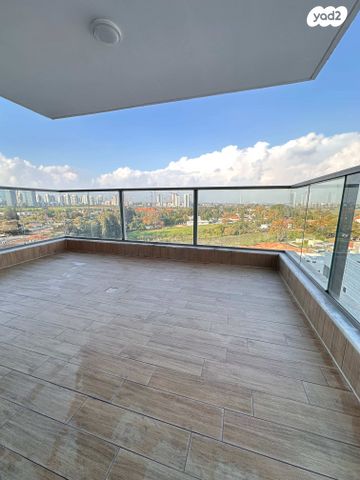 דירה, לאה גולדברג 1, תלמי מנשה, באר יעקב