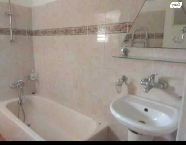 דירה, דרור 27, רמב"ם, ראשון לציון