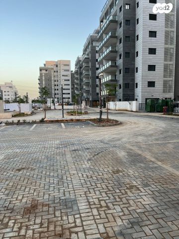 דירת גן, שרה אמנו 34, כרמי גת, קרית גת