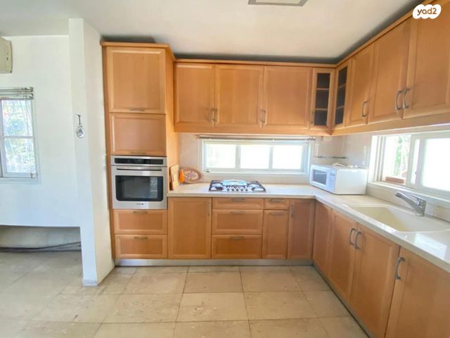 דירה, סירקין 38, פועלי הרכבת, גבעתיים