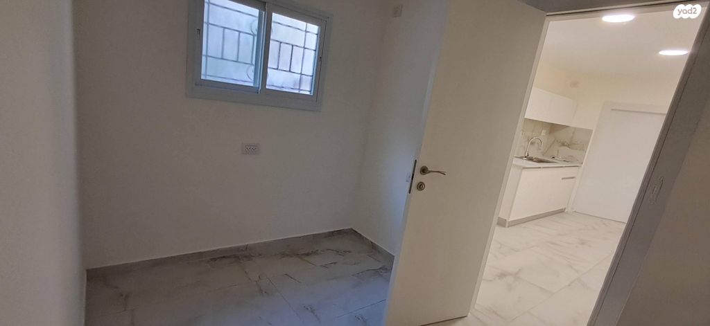 דירה, צוקית 1, נווה מנחם, גבעת זאב