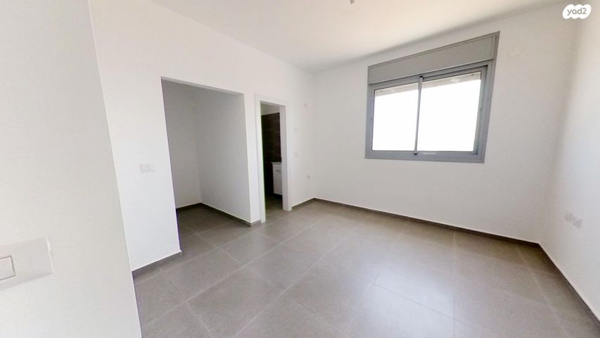 דירה, קרל פופר 15, קרית המדע, נתניה