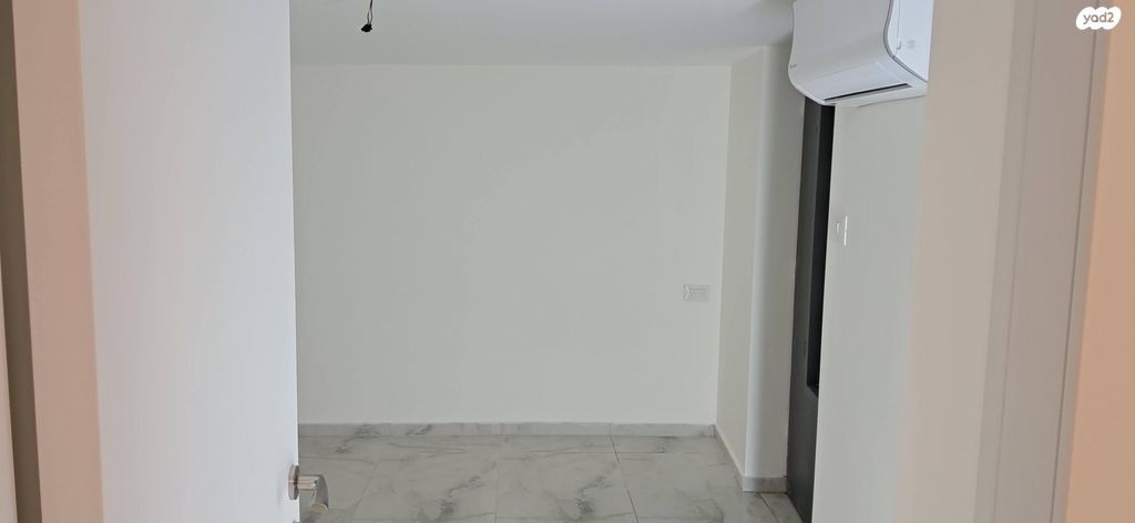 דירה, צוקית 1, נווה מנחם, גבעת זאב