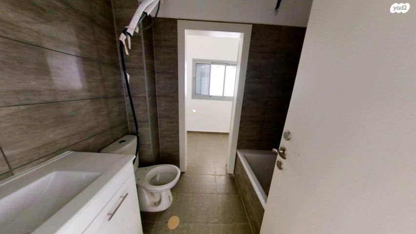 דירה, קרל פופר 15, קרית המדע, נתניה