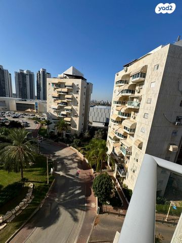 דירה, אהרון בוגנים 8, נאות שמיר, רמלה