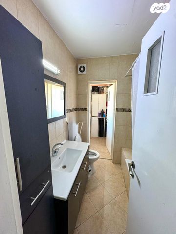 דירה, אהרון בוגנים 8, נאות שמיר, רמלה