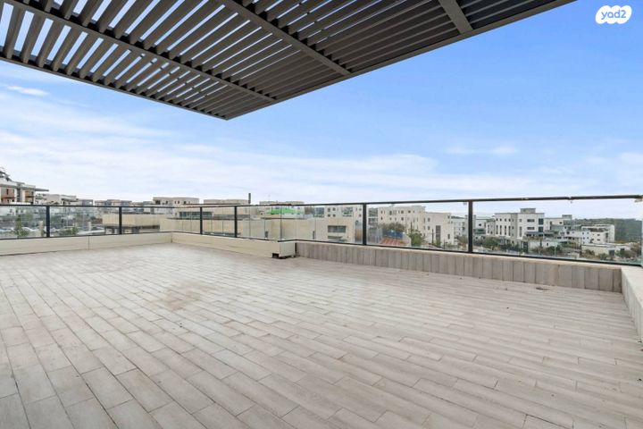 גג/ פנטהאוז