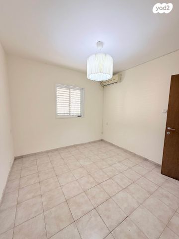 דירה, הגיתית, נאות אשלים, ראשון לציון