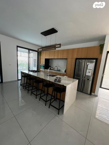 בית פרטי/ קוטג', נורית