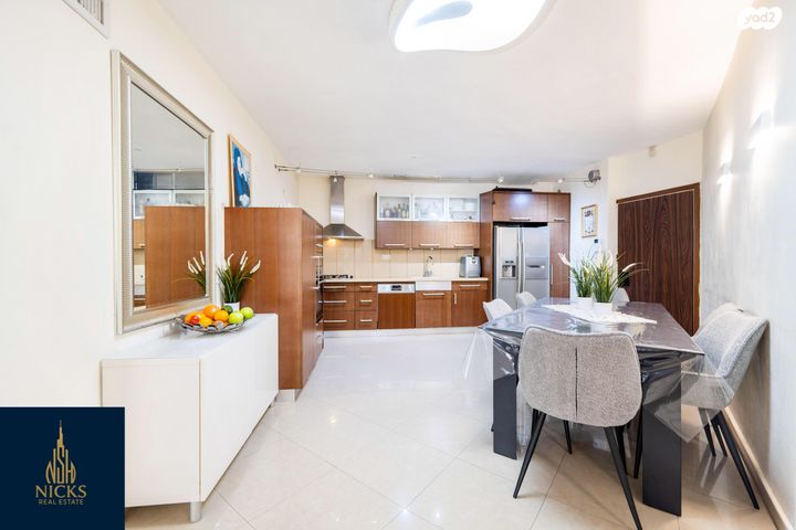 דירה, מצפה, שכונת הראשונים, רמת גן