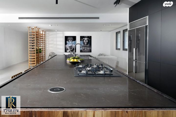 גג/ פנטהאוז, נוף הטיילת, נתניה