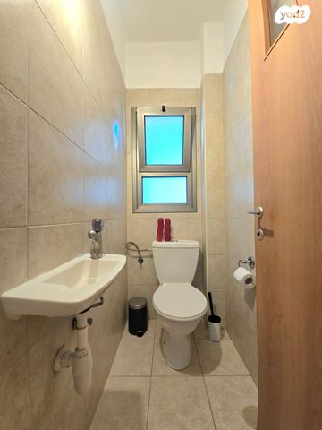 דירה, רעננה