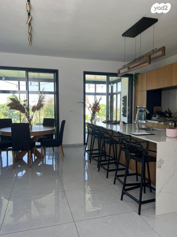 בית פרטי/ קוטג', נורית