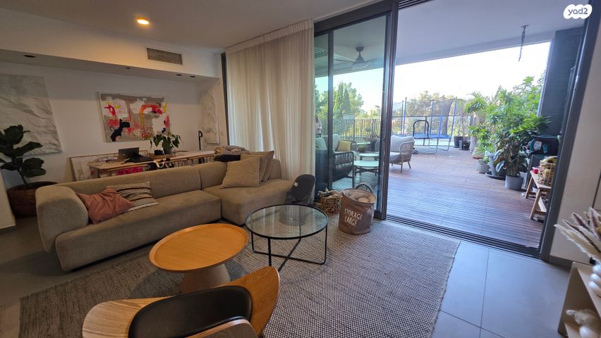 דירת גן, החלוץ, מורשה, רמת השרון