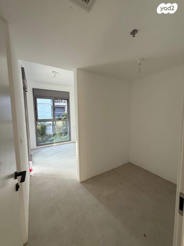 דירה, הקרן הקיימת, מרכז, הרצליה