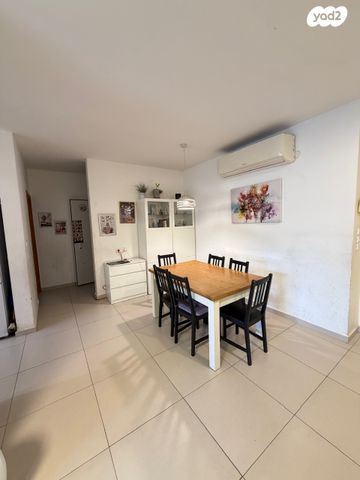 דירה, הזוהר, מחנה יהודה, פתח תקווה