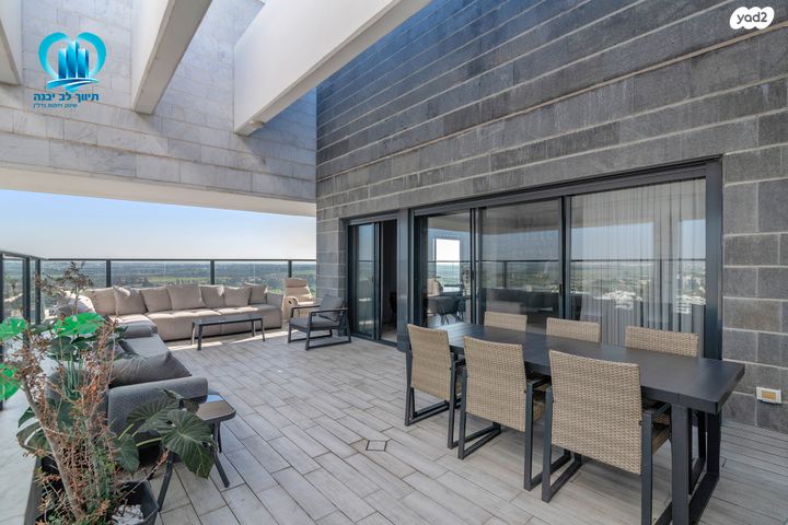 גג/ פנטהאוז, הנמל, נאות רבין, יבנה