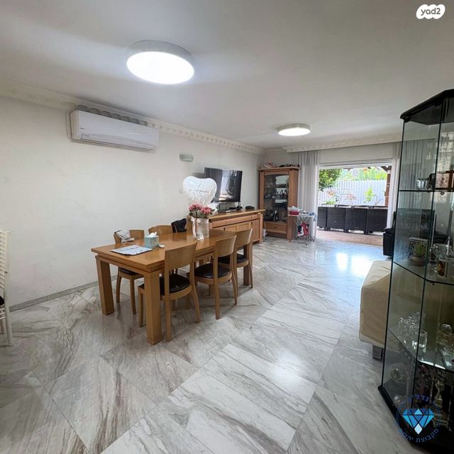 בית פרטי/ קוטג', נס ציונה