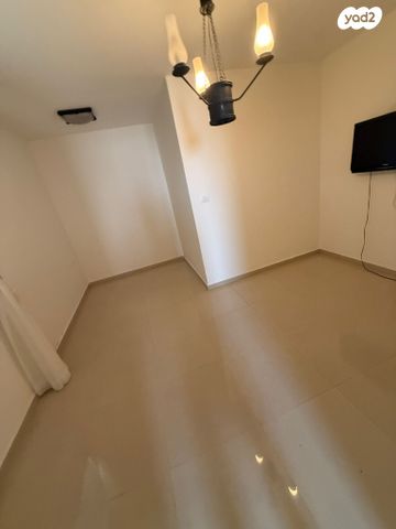 גג/ פנטהאוז, אשקלון