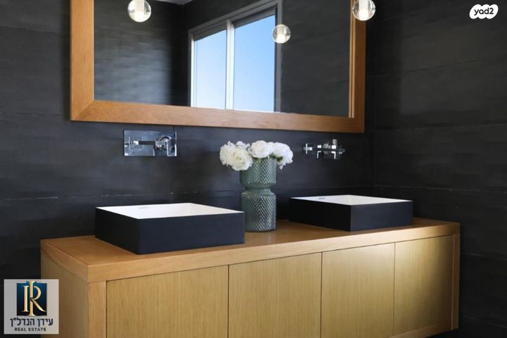 גג/ פנטהאוז, נוף הטיילת, נתניה