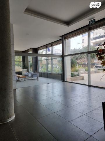 דירת גן, שמורת נחל בשור, אגמים, נתניה