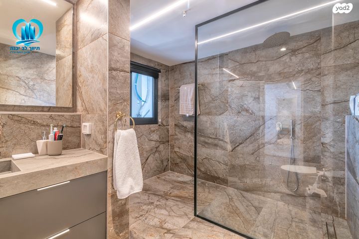 גג/ פנטהאוז, הנמל, נאות רבין, יבנה