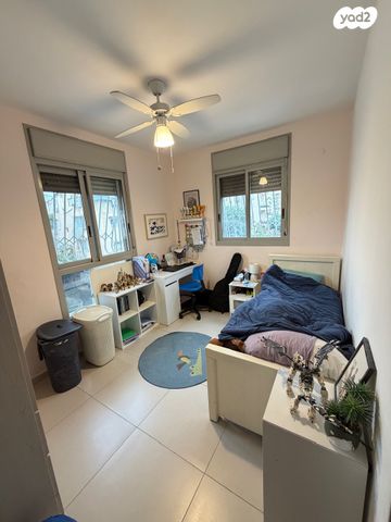 דירה, הזוהר, מחנה יהודה, פתח תקווה