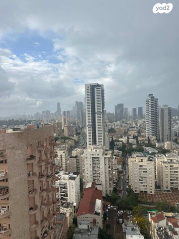 גג/ פנטהאוז, רמת גן