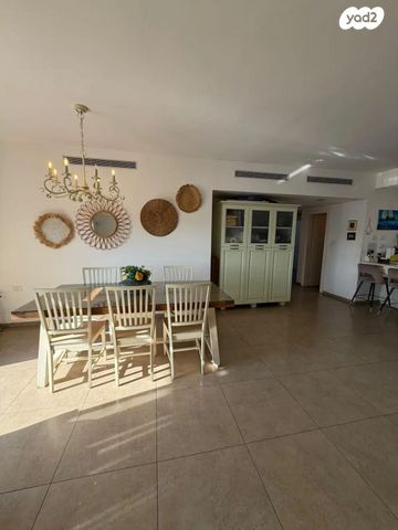 גג/ פנטהאוז, פסגת טל, ראש העין