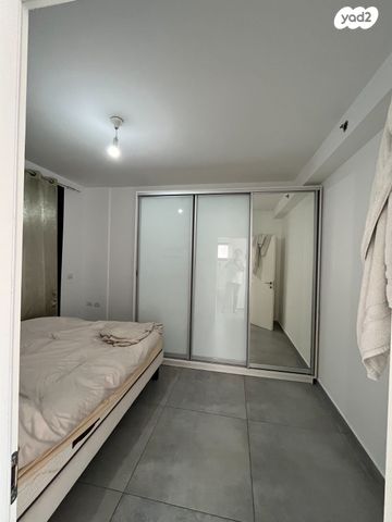 דירה, רמב"ם 13, הגבול רוטשילד, בת ים