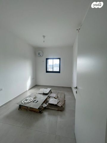 דירה, הרב יצחק ידידיה פרנקל, פלורנטין, תל אביב יפו