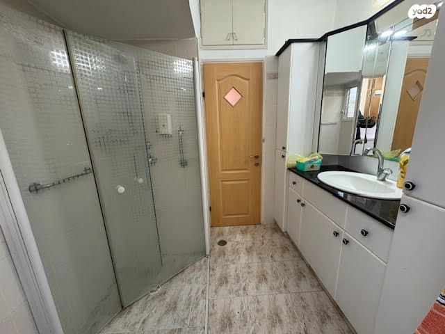 דירה, קרן היסוד, קרית שרת מערב, חולון