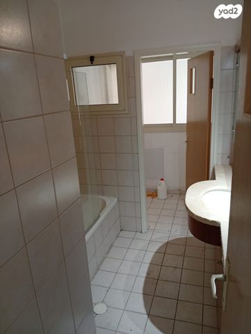 דירה, מוטה גור, קרית אילון, חולון