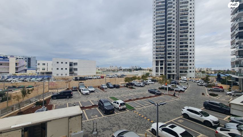 דירה, נאות שמיר, רמלה