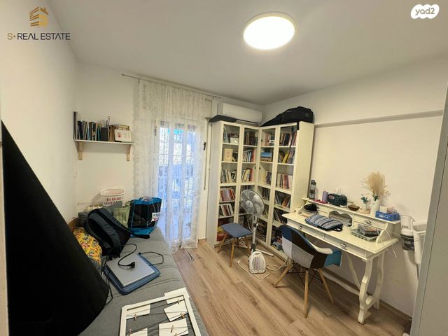 דירה, מעגלי יבנה, קטמונים, ירושלים