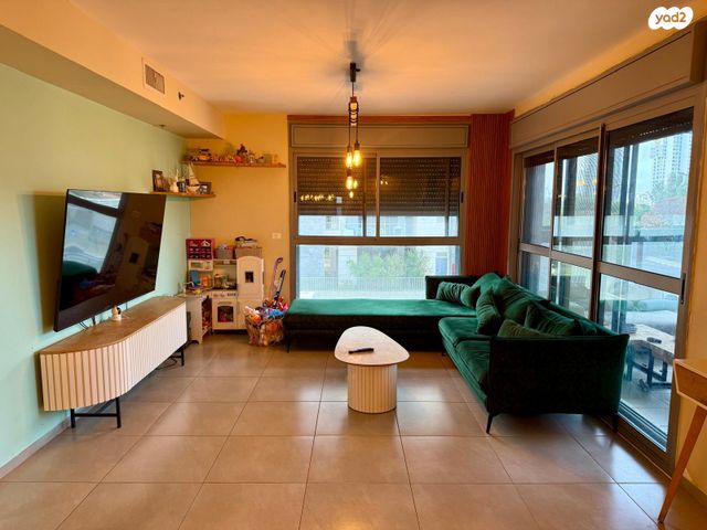 דירה, נתניה