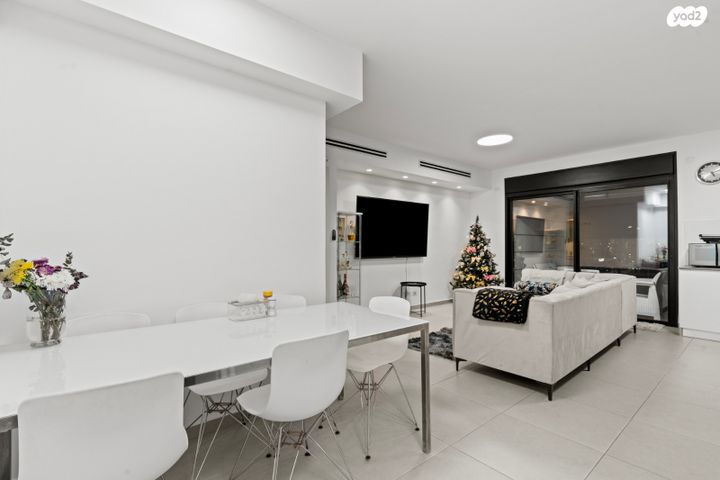 דירה, שולמית אלוני, נחלת יהודה, ראשון לציון