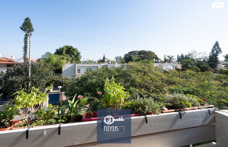 גג/ פנטהאוז, הרצליה הירוקה, נווה עובד, הרצליה