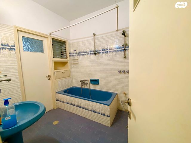 דירה, א' / צפון מזרח העיר, רחובות