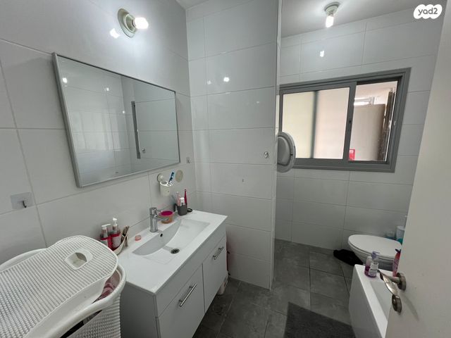 דירה, נווה שרון / שער העיר, נתיבות