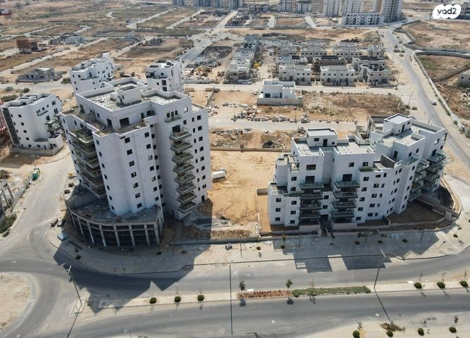 גג/ פנטהאוז, אופקים