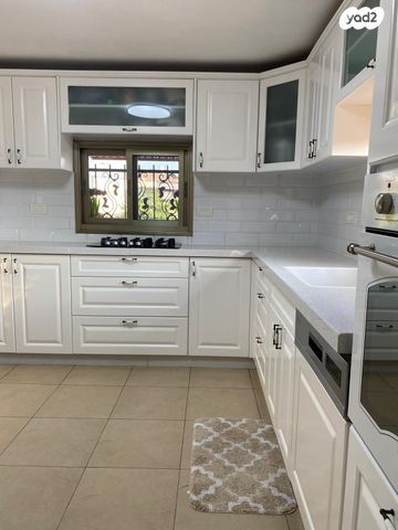 גג/ פנטהאוז, דיזרעאלי, עמידר, בנית, לוד