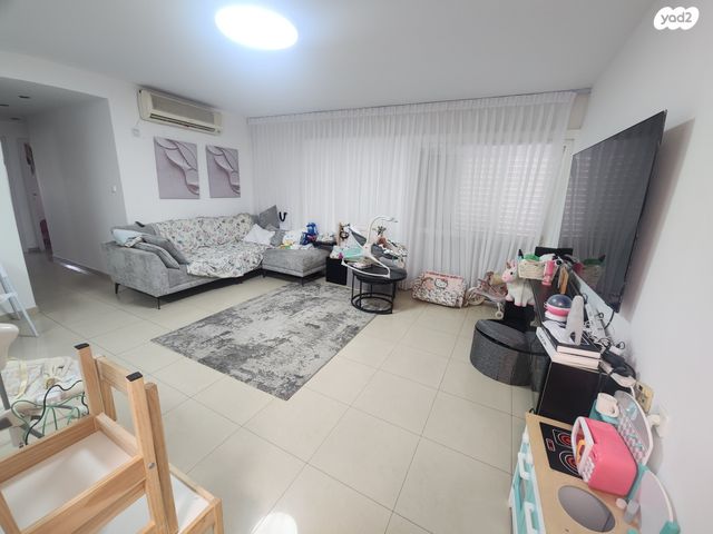 יונה צבי פיינשטיין 