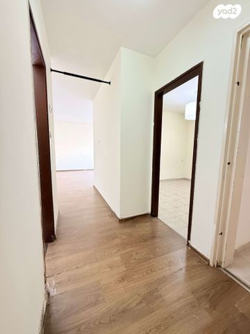 דירה, הגיתית, נאות אשלים, ראשון לציון