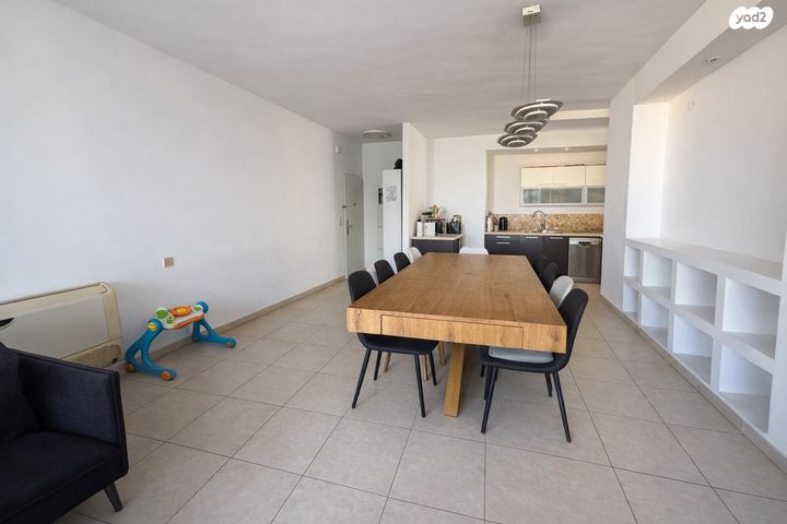 דירה, ש"י עגנון, מרכז דרום, רעננה