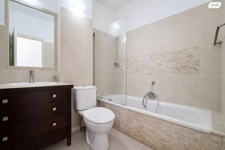 דירה, ש"י עגנון, מרכז דרום, רעננה