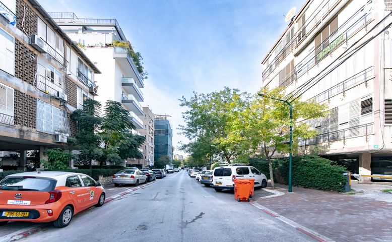 דירה, יהודה הלוי, פתח תקווה