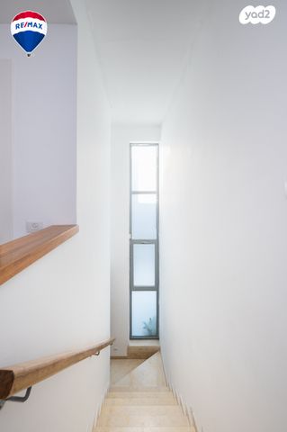 דו משפחתי, מול היקב, זכרון יעקב