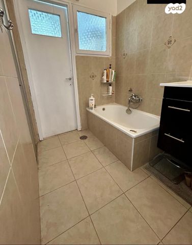 דירה, סנהדרין, בבלי, תל אביב יפו