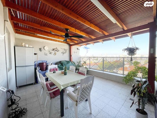 דירה, נפתלי בן אפרים, היובל, שרונה, רחובות